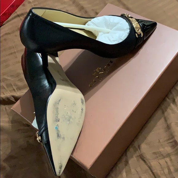 COACH HEELS - Picture 2 of 2